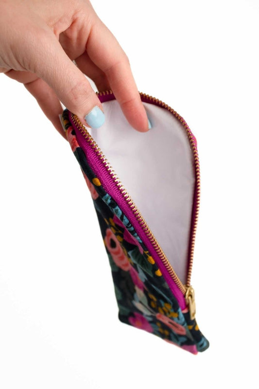 Menagerie Canvas Slim Makeup Brush Bag - Modern Makerie