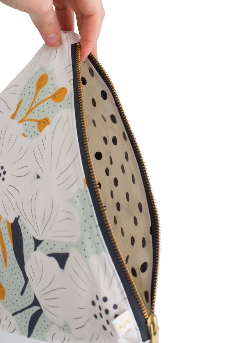 Modern Floret Maxx Makeup & Toiletry Bag - Modern Makerie