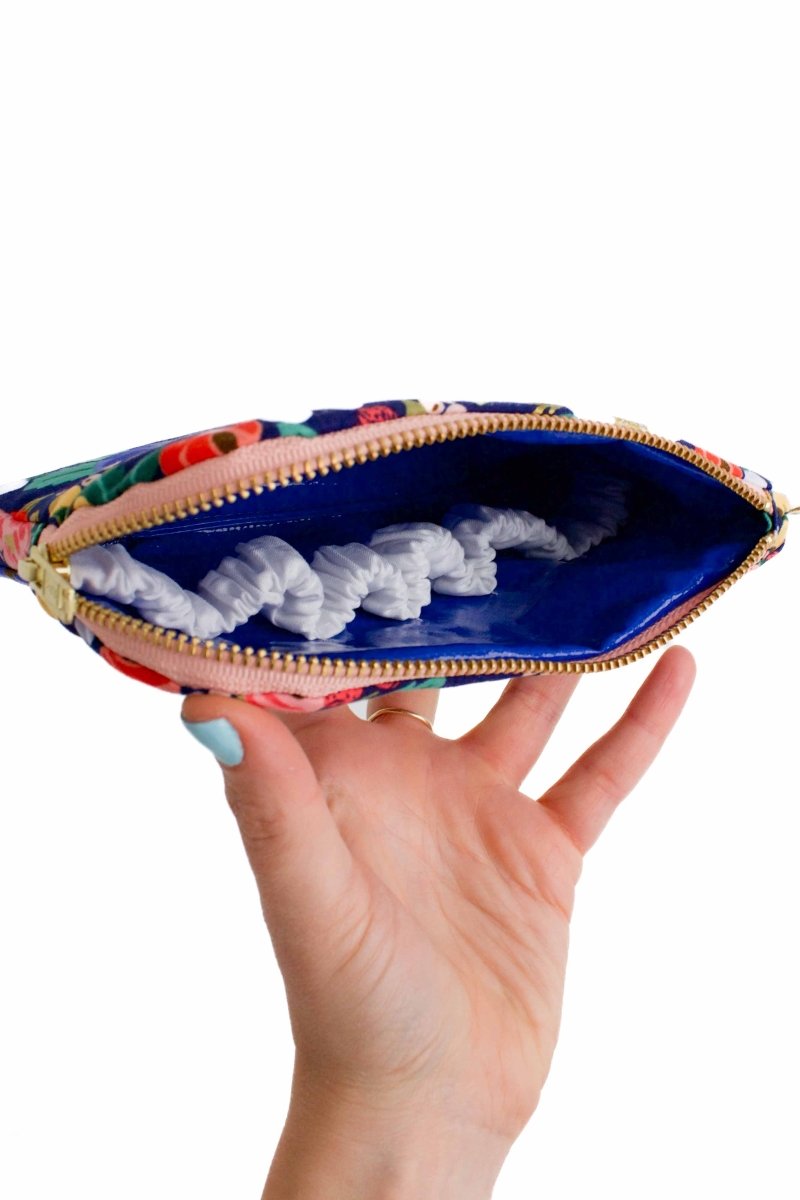 Vintage Garden Everyday Essential Oil Pouch with Compartments - Modern Makerie