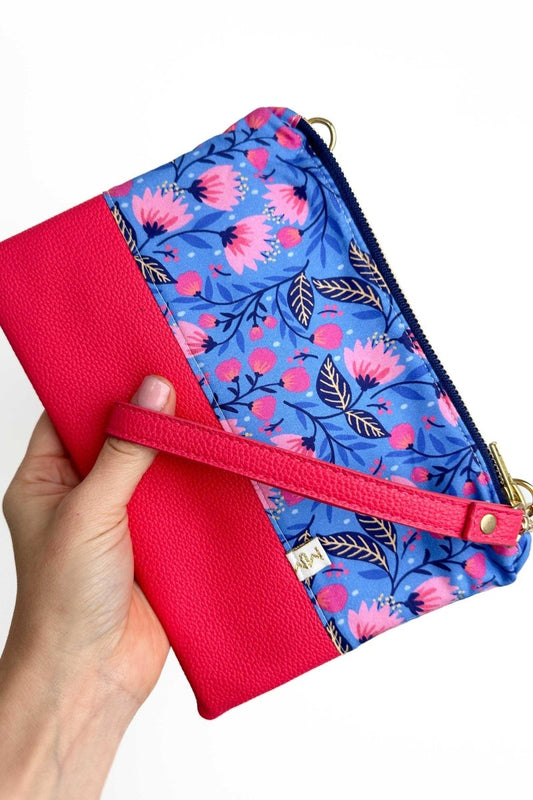 Bay Blossoms Convertible Crossbody Wristlet+ with Compartments - Modern Makerie
