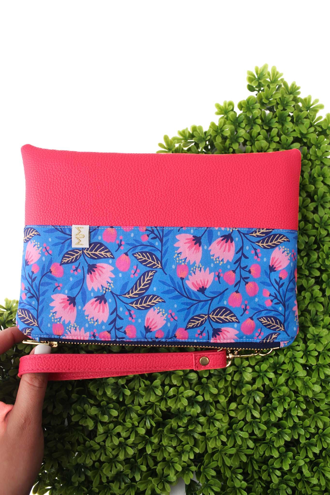 Bay Blossoms Convertible Crossbody Wristlet+ with Compartments READY TO SHIP - Modern Makerie