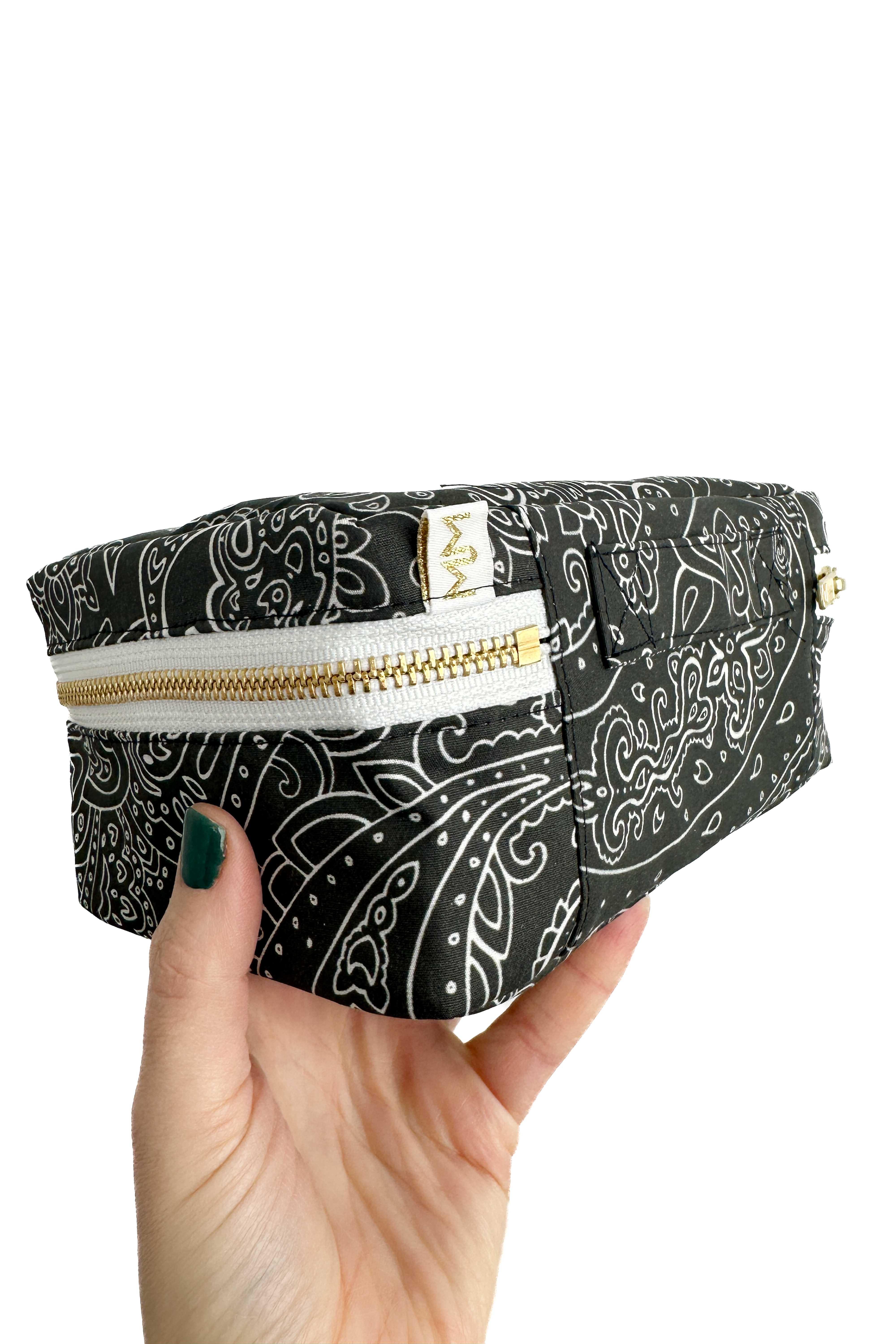 Black Paisley Mini Leak-proof Cube with Brush Loops READY TO SHIP - Modern Makerie