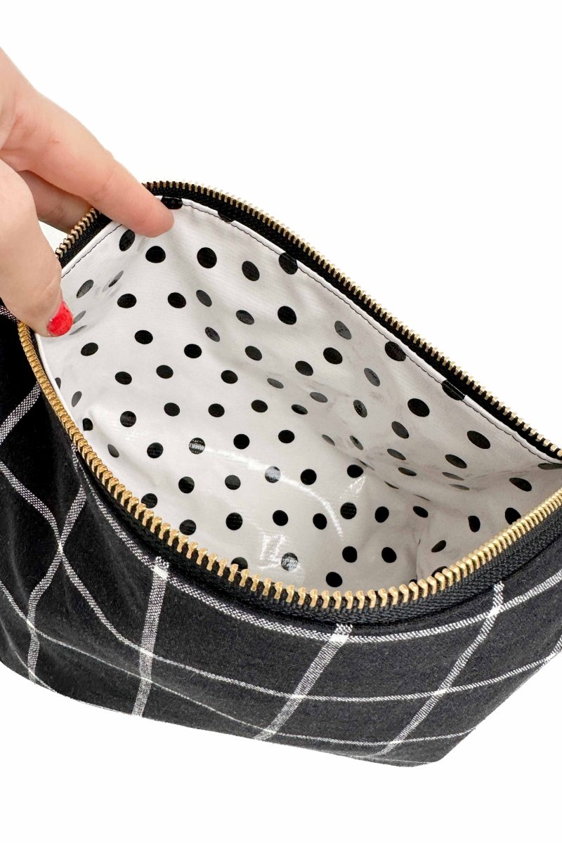 Black Rock Maxx Makeup & Toiletry Bag - Modern Makerie