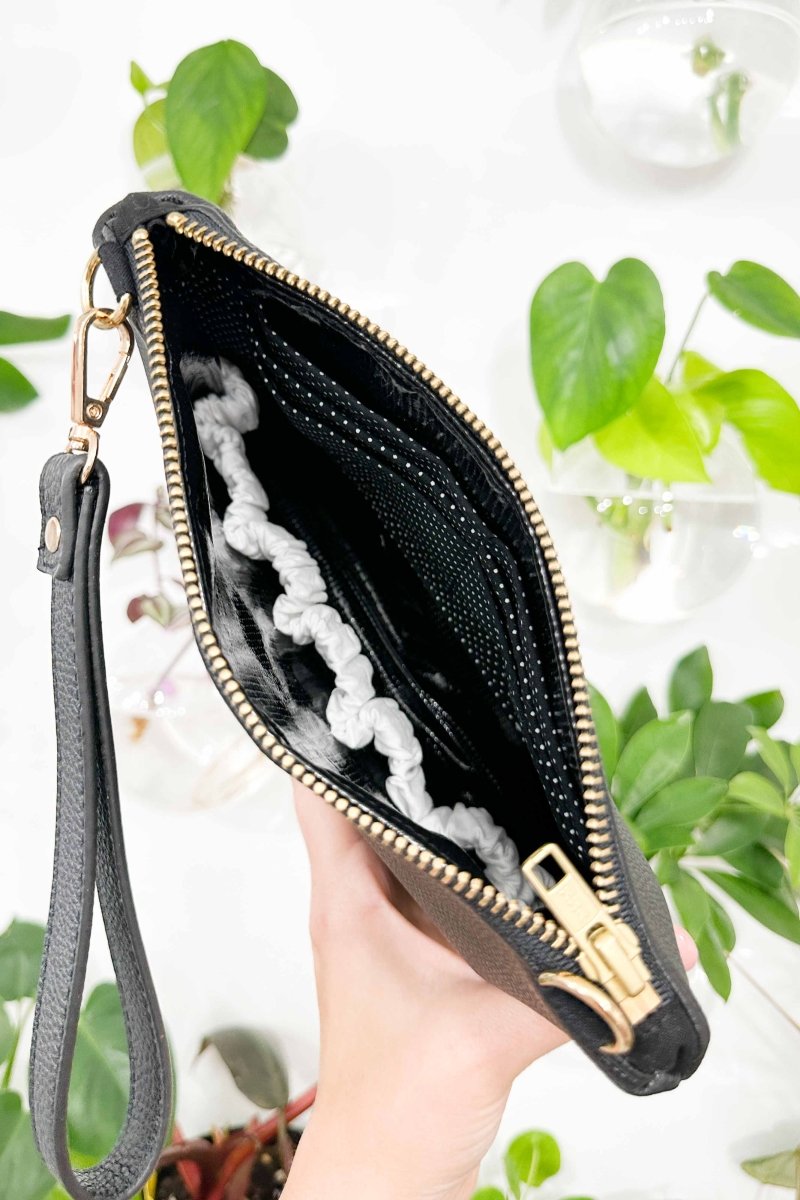 Classic Black Convertible Crossbody Wristlet+ with Compartments - Modern Makerie