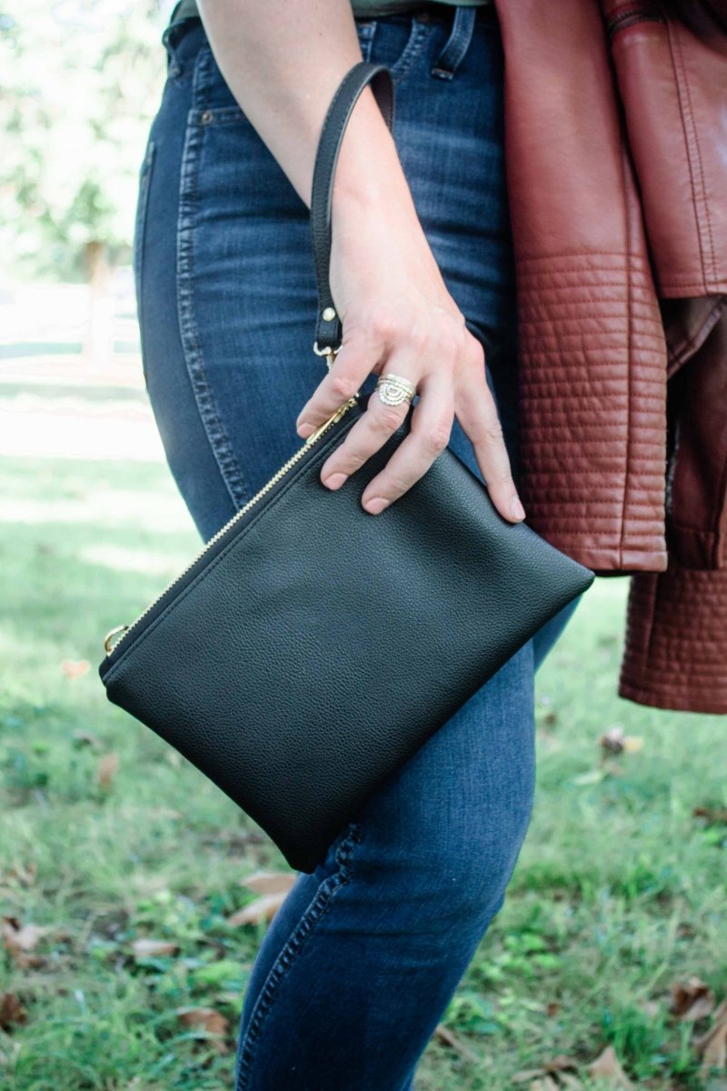 Classic Black Convertible Crossbody Wristlet+ with Compartments - Modern Makerie