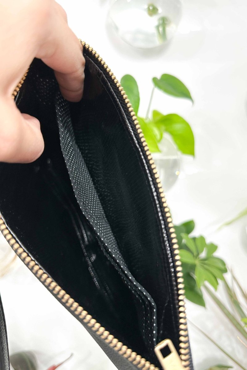 Classic Black Convertible Crossbody Wristlet+ with Compartments - Modern Makerie