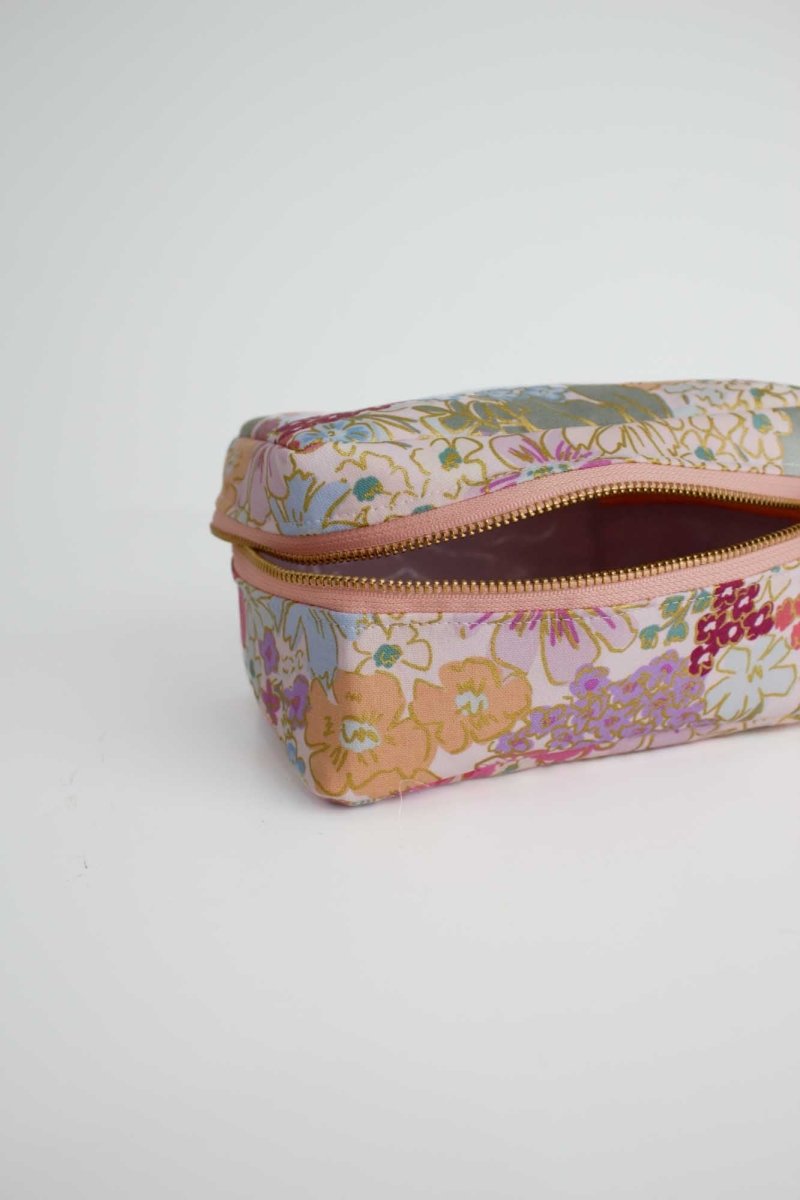 English Rose Canvas Mini Leak - proof Cube with Brush Loops - Modern Makerie