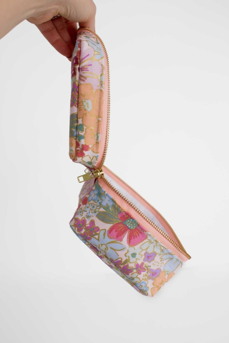 English Rose Canvas Mini Leak - proof Cube with Brush Loops - Modern Makerie