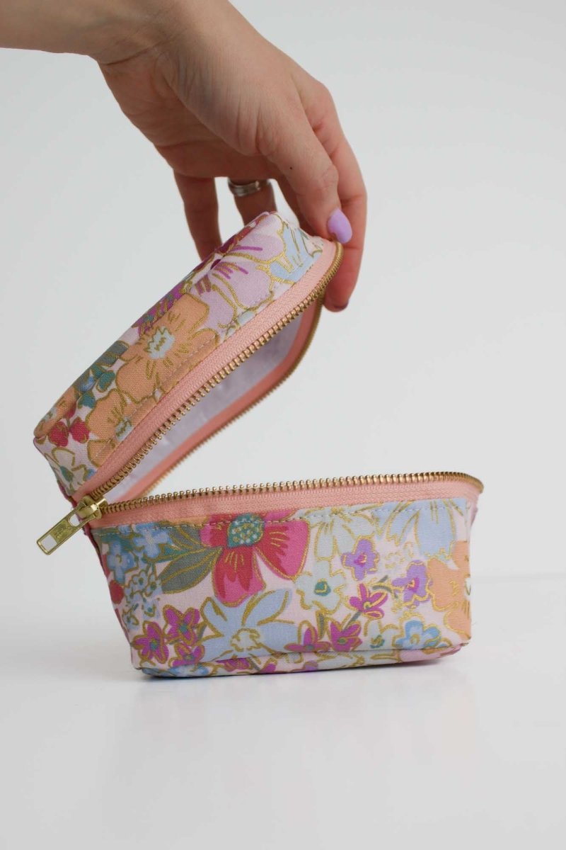 English Rose Canvas Mini Leak - proof Cube with Brush Loops - Modern Makerie