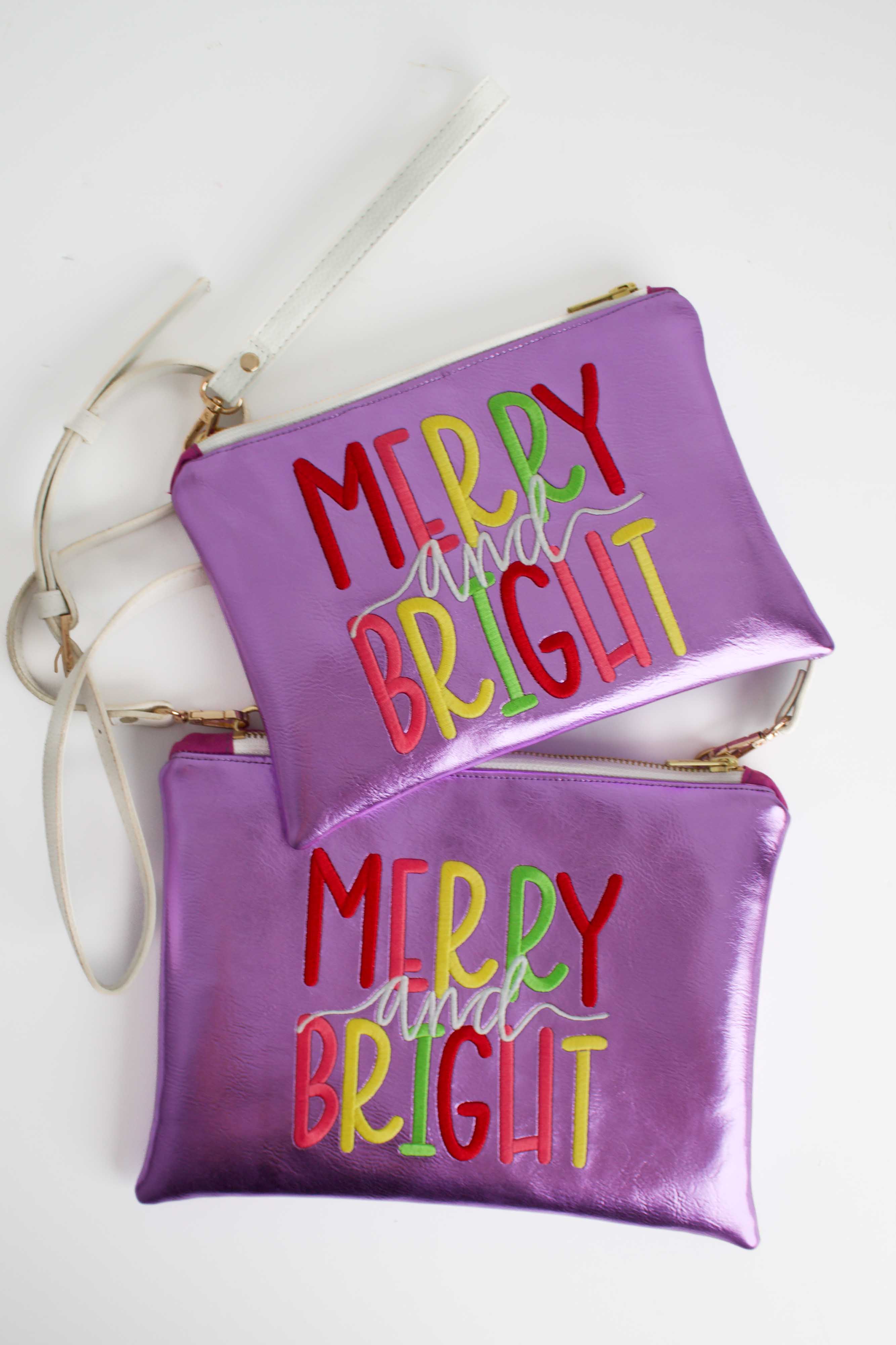 Merry & Bright Convertible Crossbody Wristlet+ with Compartments