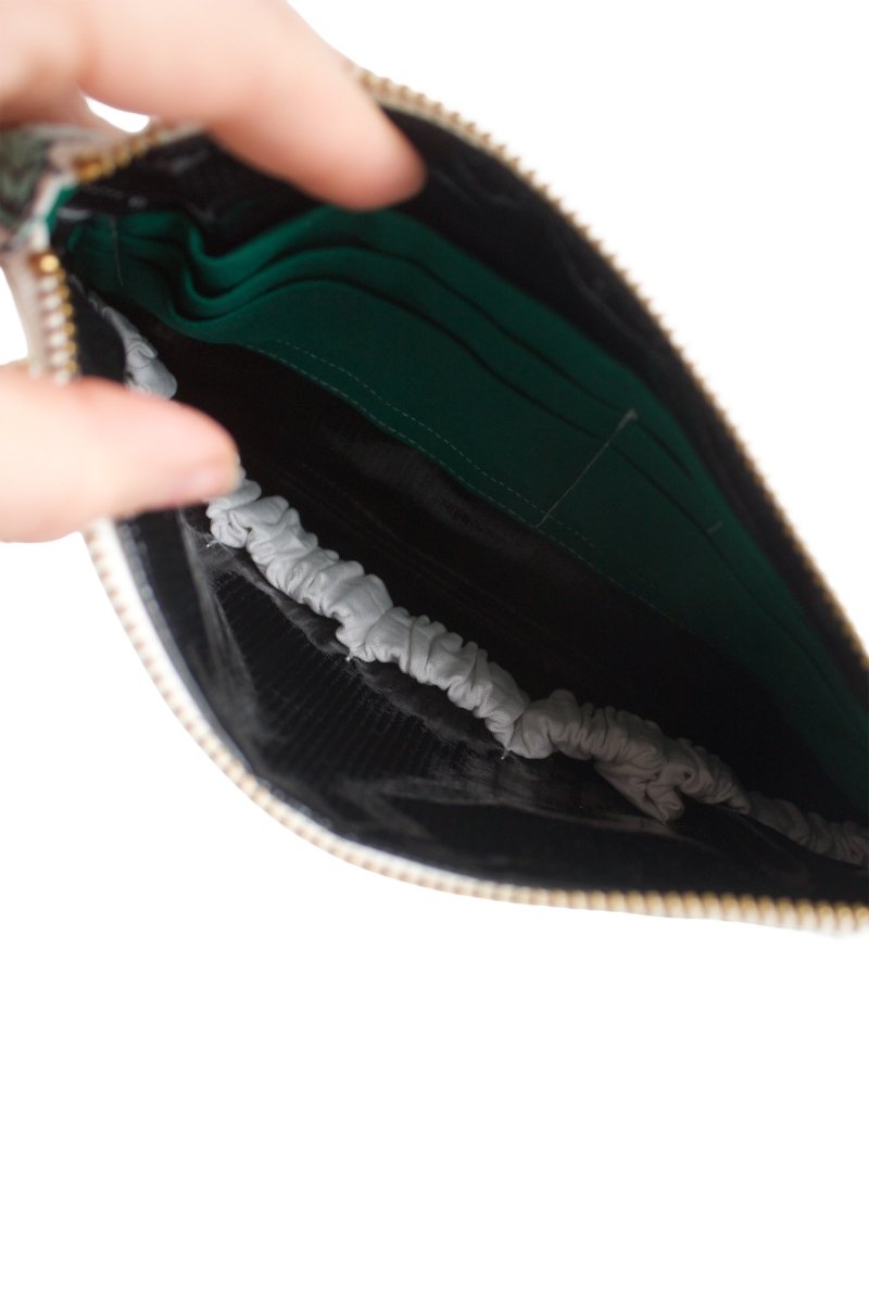 Modern Poppy Vegan Leather Wristlet – Convertible Crossbody Wallet - Modern Makerie