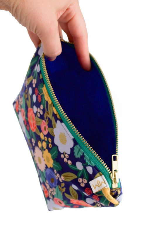 Vintage Garden Mini Maxx Makeup & Toiletry Bag - Modern Makerie
