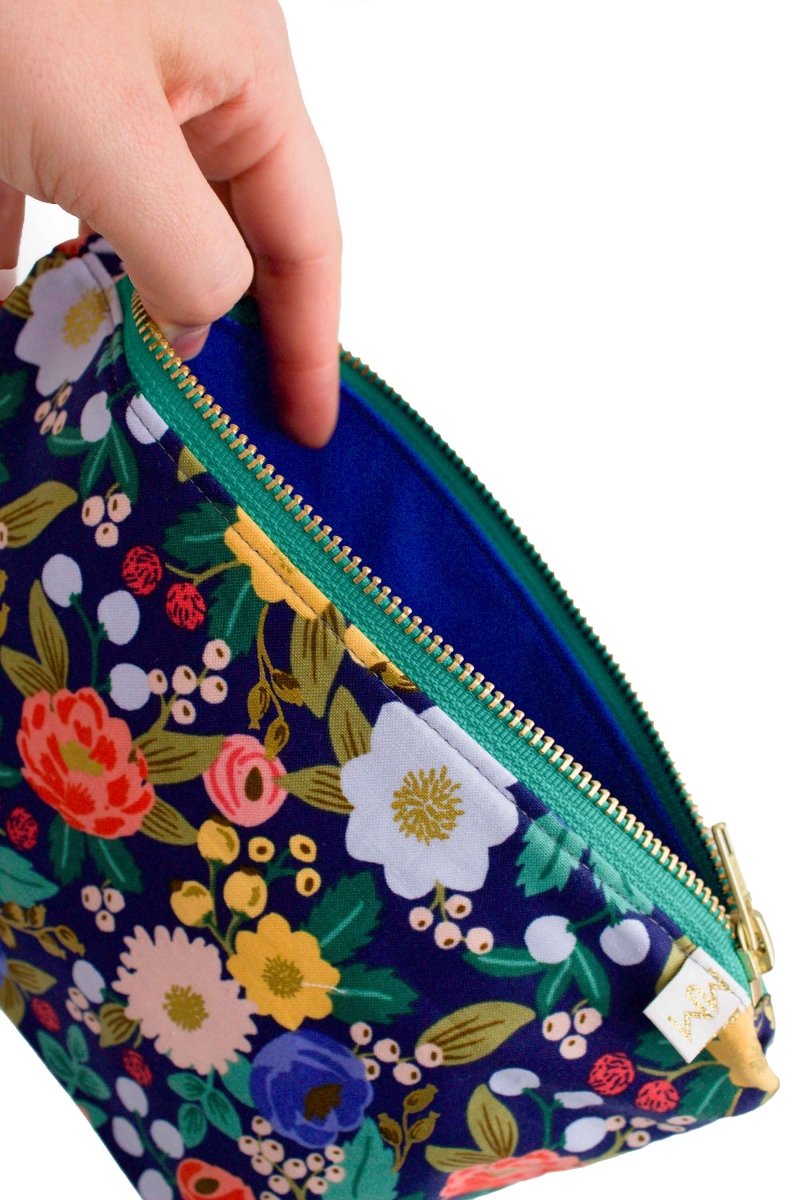 Vintage Garden Mini Maxx Makeup & Toiletry Bag - Modern Makerie
