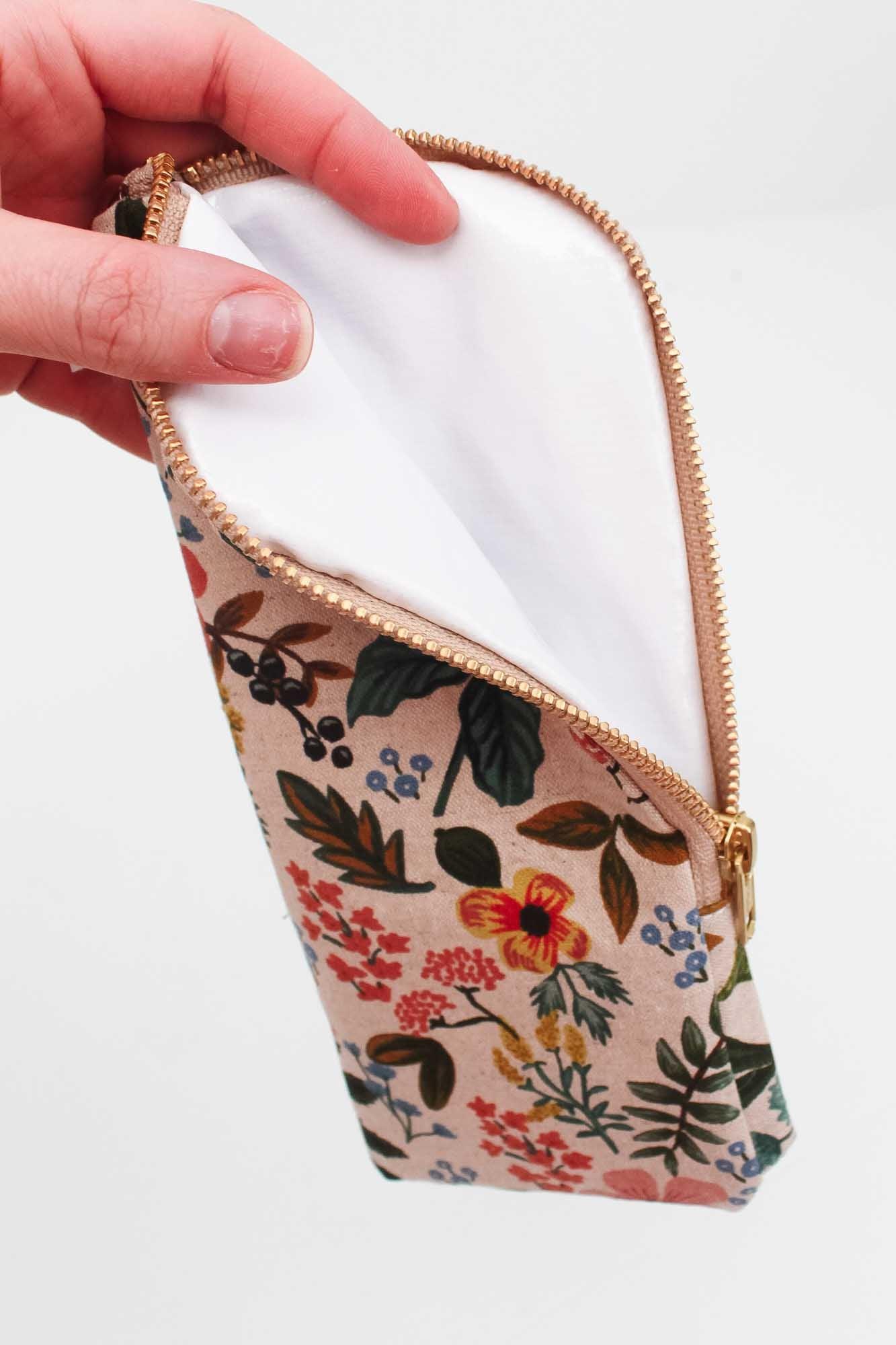 Wildflower Canvas Slim Travel Bag - Modern Makerie